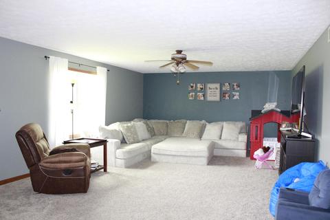 812 Old Mill Rd, Springfield, OH 45506 photo 2