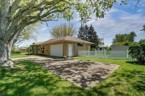 4275 Imperial Dr, Springfield, OH 45503 photo 3