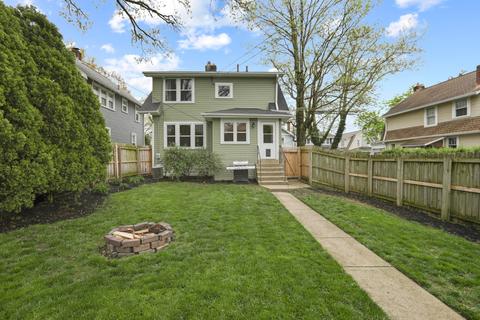 130 E Pacemont Rd, Columbus, OH 43202 photo 3
