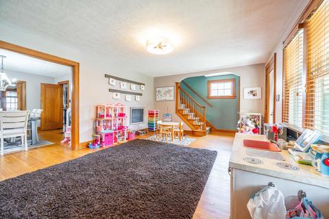 464 E Torrence Rd, Columbus, OH 43214 photo 11