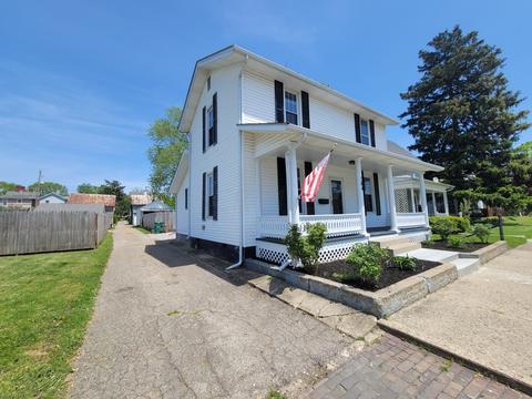 364 E Franklin St, Circleville, OH 43113 photo 2