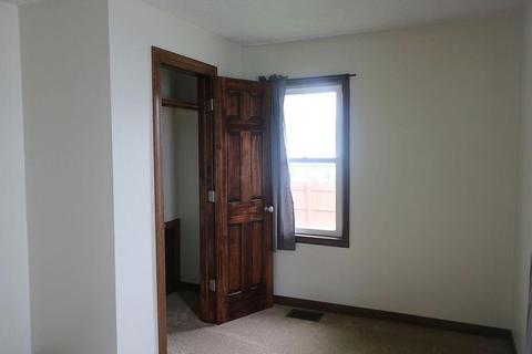 220 W Corwin St, Circleville, OH 43113 photo 14