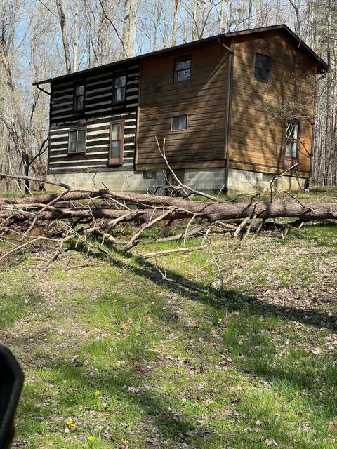 18415 Harble Griffith Rd, Logan, OH 43138 photo 1