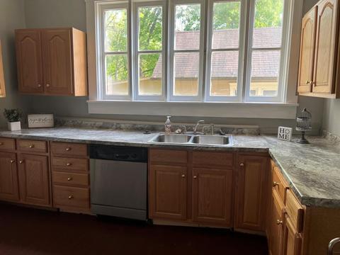 718 West St, Logan, OH 43138 photo 7