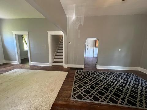 718 West St, Logan, OH 43138 photo 4