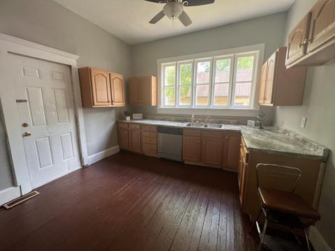 718 West St, Logan, OH 43138 photo 10