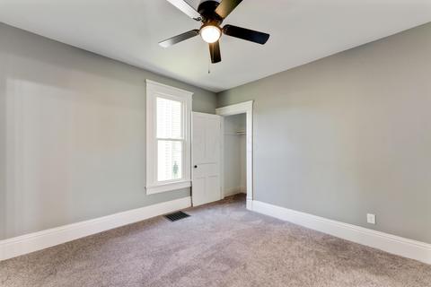 23 E Holliday St, Newark, OH 43055 photo 9