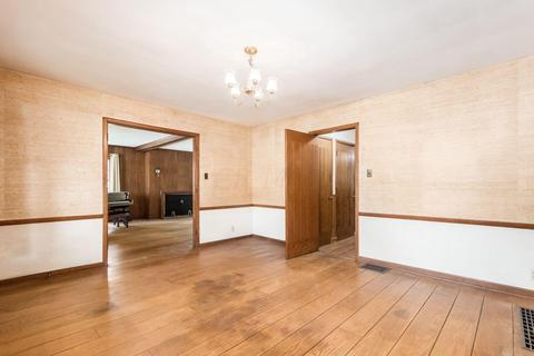 4802 Bellann Rd, Columbus, OH 43221 photo 17