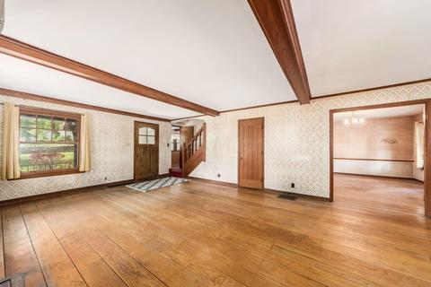 4802 Bellann Rd, Columbus, OH 43221 photo 16