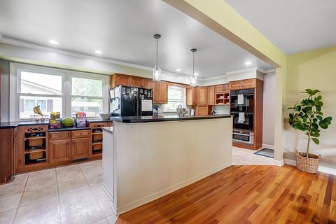 60 E Douglas St, Johnstown, OH 43031 photo 8