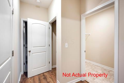 229 Carrowmoore Dr, Pickerington, OH 43147 photo 4