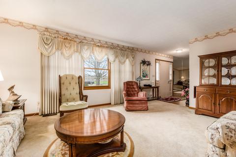 926 Forest Hill Dr, Marion, OH 43302 photo 4