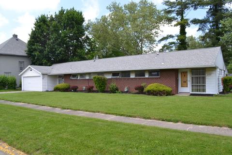 236 Roosevelt Dr, Springfield, OH 45503 photo 1