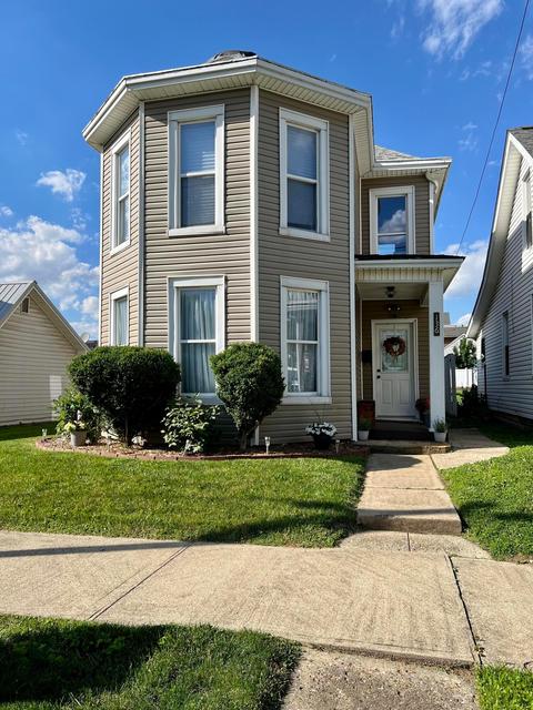 136 W Mill St, Circleville, OH 43113 photo 1