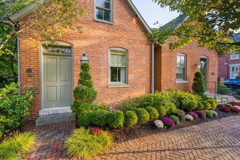 192 E Beck St, Columbus, OH 43206 photo 1