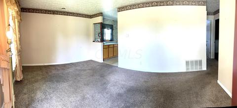 380 Nicholas Dr, Circleville, OH 43113 photo 8