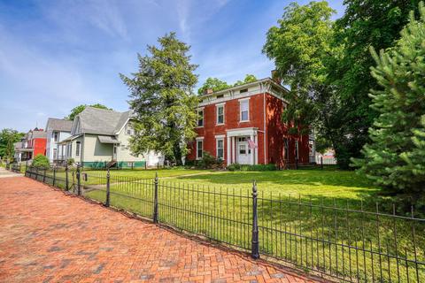 428 E Main St, Circleville, OH 43113 photo 3