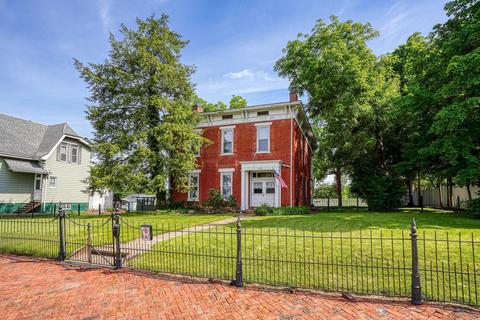 428 E Main St, Circleville, OH 43113 photo 2