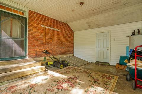 428 E Main St, Circleville, OH 43113 photo 52