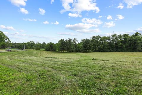 110 Sentinel Pond Ln, Granville, OH 43023