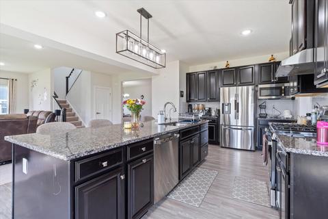 562 Irvine Loop, Delaware, OH 43015 photo 13