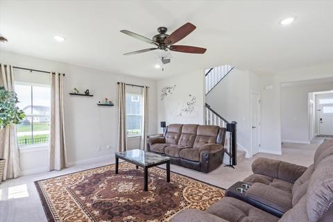 562 Irvine Loop, Delaware, OH 43015 photo 8