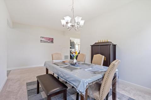 562 Irvine Loop, Delaware, OH 43015 photo 6