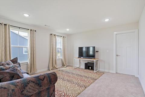 562 Irvine Loop, Delaware, OH 43015 photo 23