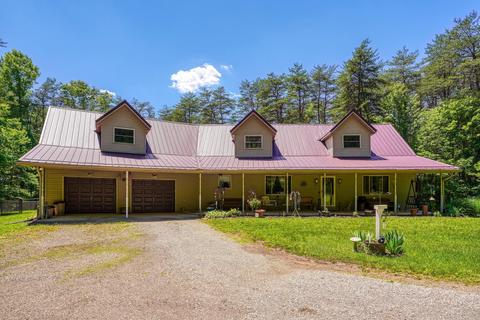 19540 Harble Griffith Rd, Logan, OH 43138 photo 2