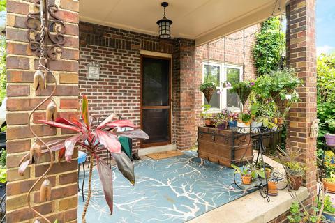 2610 E Broad St, Bexley, OH 43209 photo 43