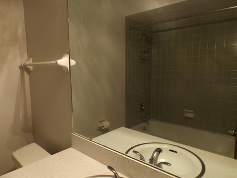 1921 Hampstead Dr, Columbus, OH 43229 photo 7