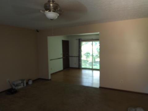 1921 Hampstead Dr, Columbus, OH 43229 photo 6