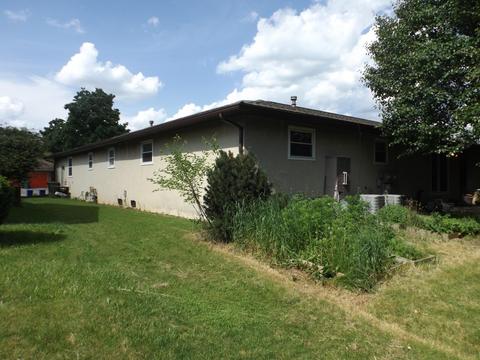 1921 Hampstead Dr, Columbus, OH 43229 photo 2