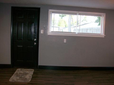 451 E Main St, Circleville, OH 43113 photo 9