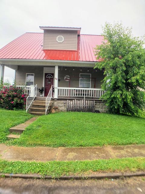 882 E Main St, Logan, OH 43138 photo 3