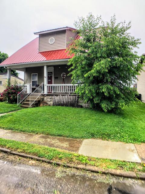 882 E Main St, Logan, OH 43138 photo 2