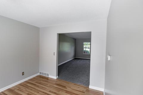 119 Stornoway Dr E, Columbus, OH 43213 photo 14