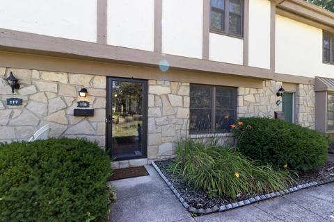 119 Stornoway Dr E, Columbus, OH 43213 photo 3