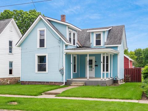 253 E Main St, Plain City, OH 43064 photo 3