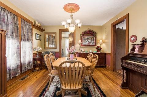 169 E Main St, Mount Sterling, OH 43143 photo 8