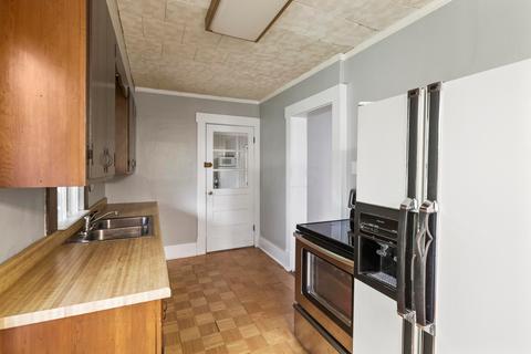 312 S Main St, Baltimore, OH 43105 photo 28