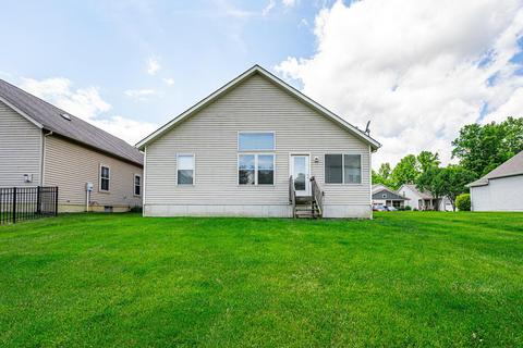 304 Woods Edge Loop, Pataskala, OH 43062 photo 9