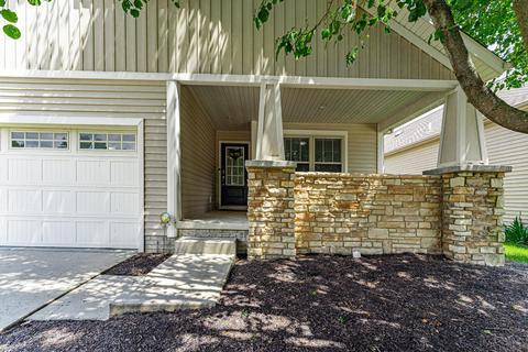 304 Woods Edge Loop, Pataskala, OH 43062 photo 4