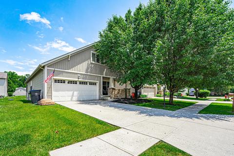 304 Woods Edge Loop, Pataskala, OH 43062 photo 2
