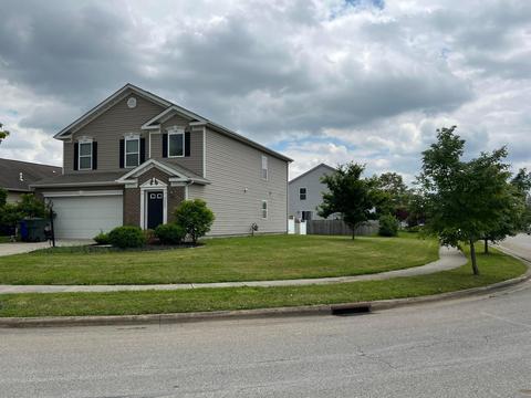5453 Village Grove Ln, Canal Winchester, OH 43110