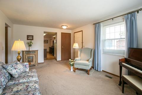2925 Derr Rd, Springfield, OH 45503 photo 8