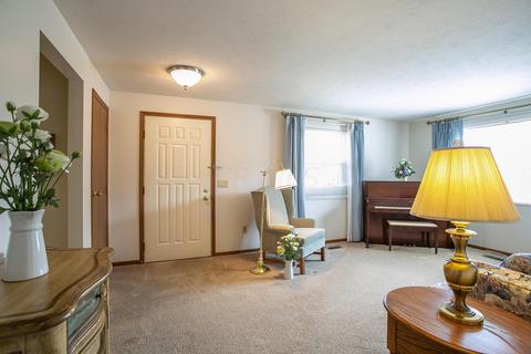 2925 Derr Rd, Springfield, OH 45503 photo 5