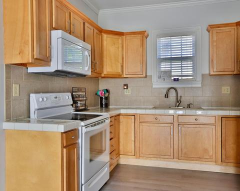 202 W Oak St, Jackson, OH 45640 photo 6
