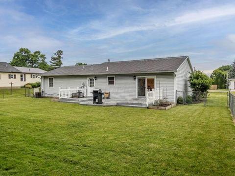 227 E Walnut St, Saint Paris, OH 43072 photo 6
