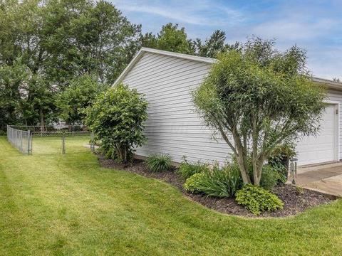 227 E Walnut St, Saint Paris, OH 43072 photo 4